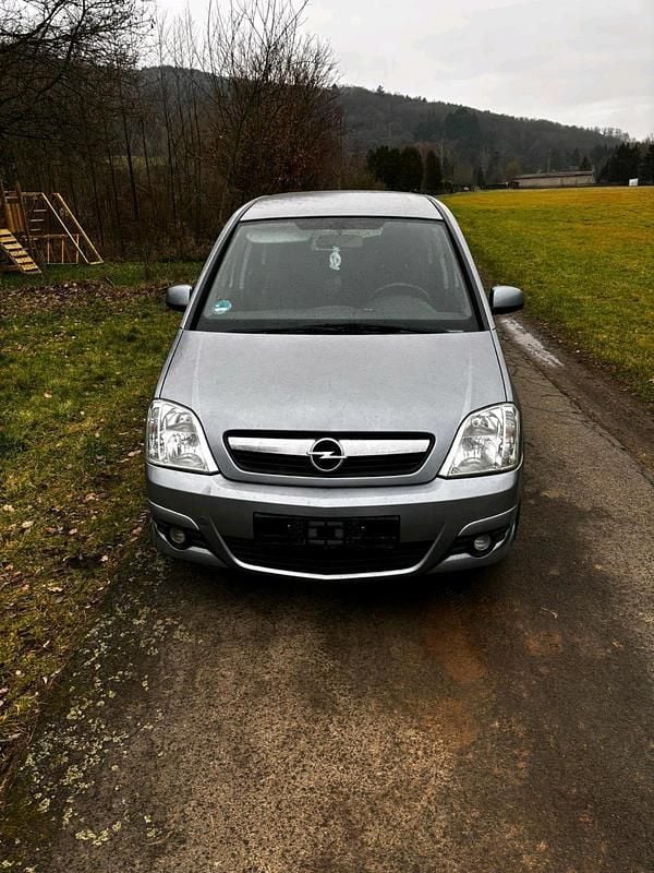 Gebraucht Opel Meriva 105 PS (77 kW) 2007 Silber Van / Kleinbus
