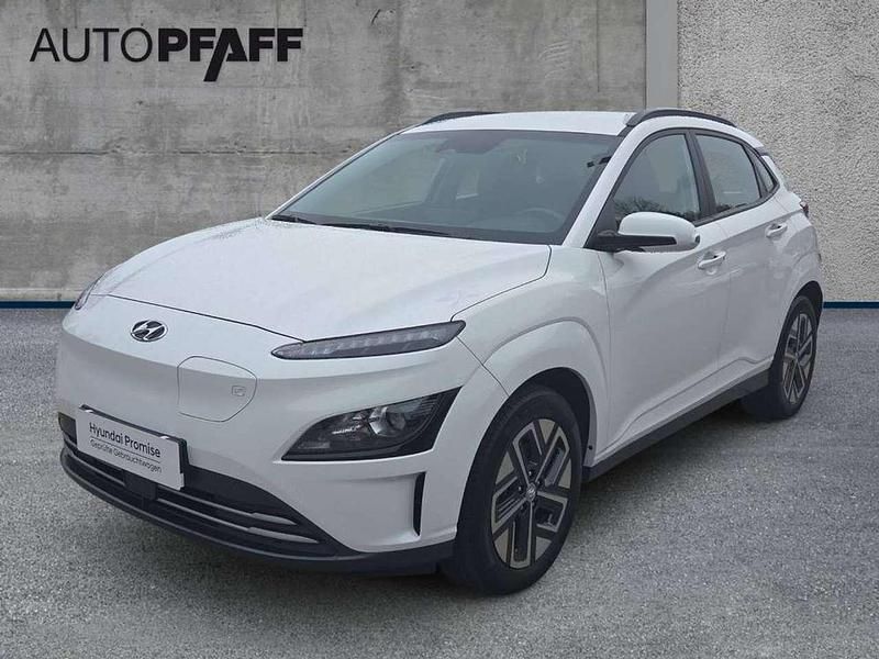 Atlas white Gebraucht 2022 Hyundai Kona Select SUV | 17.990 € (Fairer Preis) - Bild 1/4