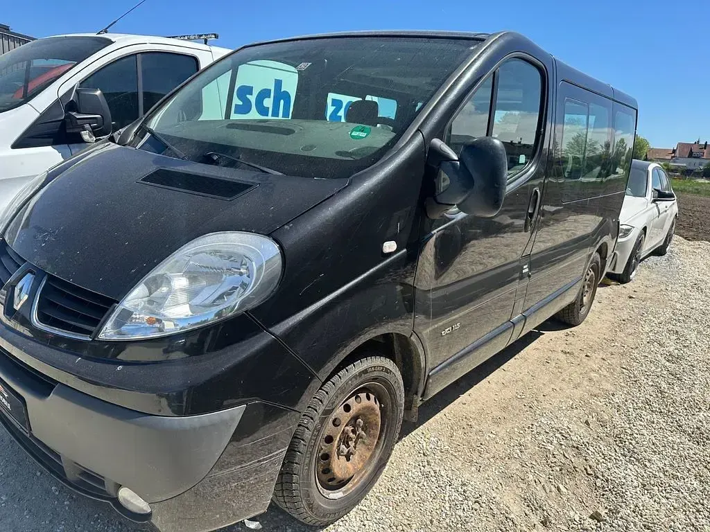 Gebraucht Renault Trafic Privilege 114 PS (83 kW) 2007 Schwarz Van / Kleinbus