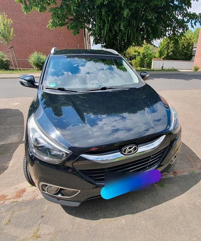 Schwarz Gebraucht 2014 Hyundai ix35 SUV | 8.200 € (Guter Preis) - Bild 1/4