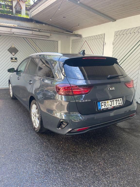 Second-hand Kia Ceed 140 CP (102 kW) 2020 Hatchback