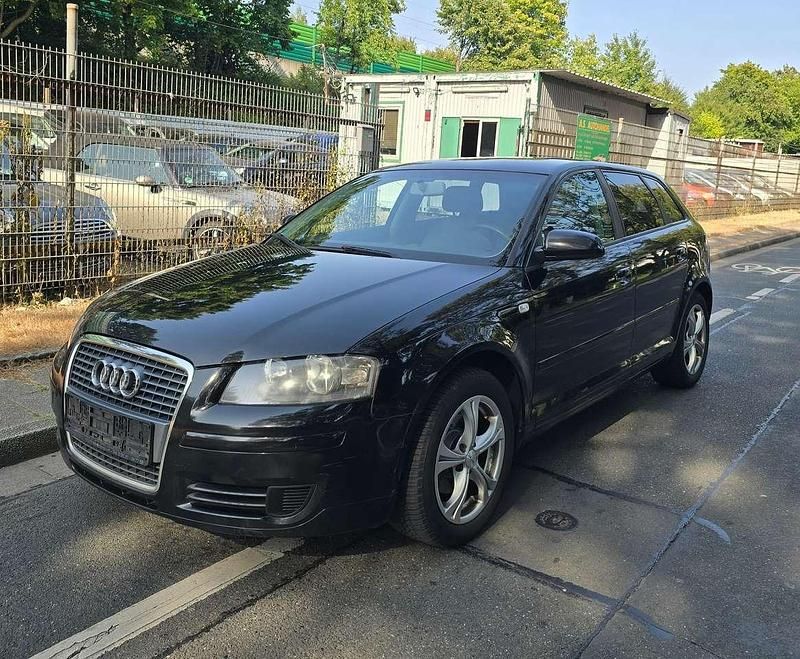 Schwarz Gebraucht 2007 Audi A3 Attraction Kleinwagen | 2.490 € (Guter Preis) - Bild 1/4
