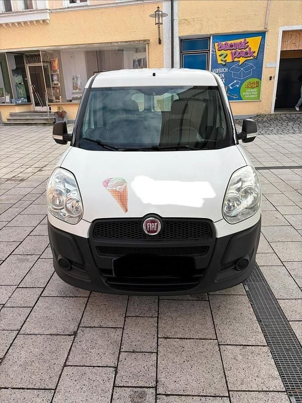 Gebraucht Fiat Doblò 90 PS (66 kW) 2013 Weiß Van / Kleinbus
