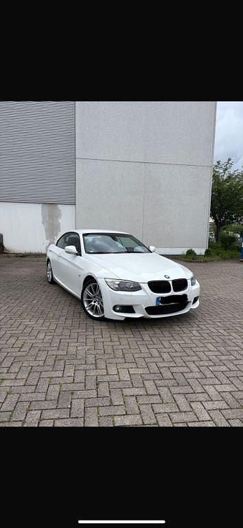Weiß Gebraucht 2010 BMW 330 Cabriolet Shadowline Cabrio | 10.800 € (Superpreis) - Bild 1/4