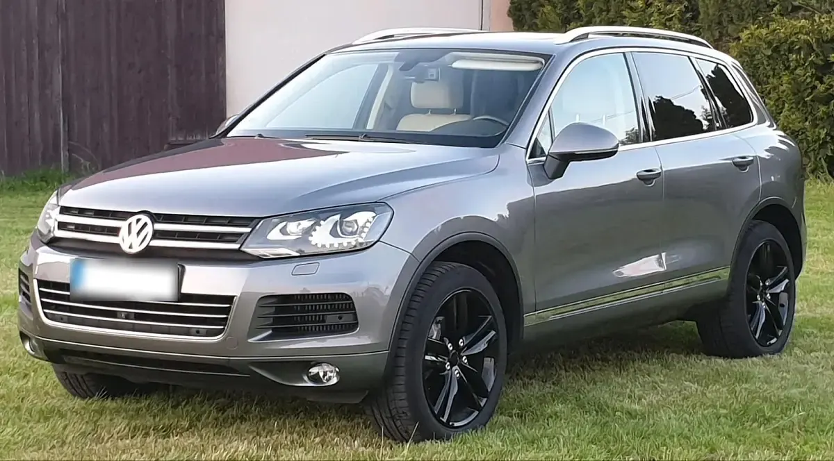 Gebraucht VW Touareg 239 PS (175 kW) 2010 Grau SUV