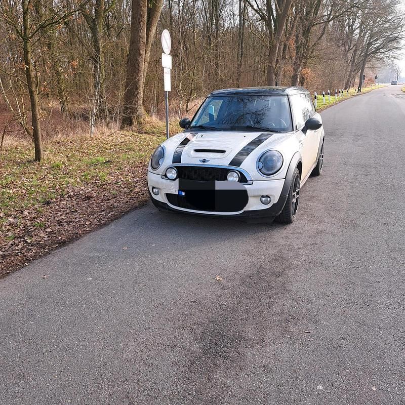 Weiß Gebraucht 2009 Mini Clubman Kombi | 2.300 € (Superpreis) - Bild 1/4