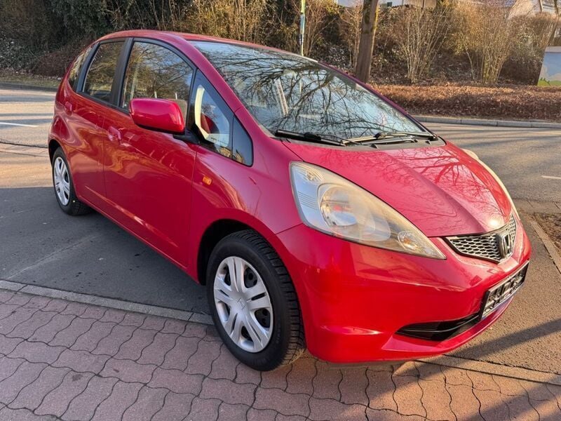Rot Gebraucht 2009 Honda Jazz Trend Kleinwagen | 4.990 € (Etwas zu teuer) - Bild 1/4