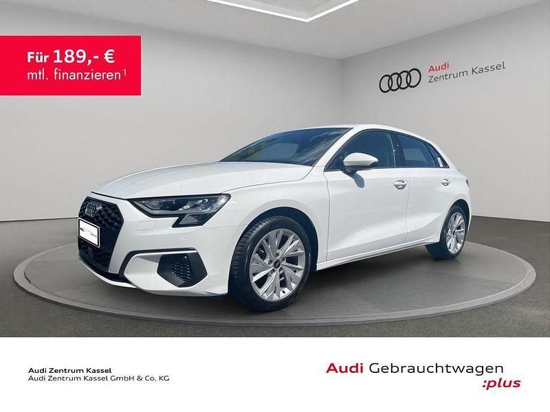 Weiß Gebraucht 2023 Audi A3 Sportback Sport Limousine | 23.990 € (Superpreis) - Bild 1/3