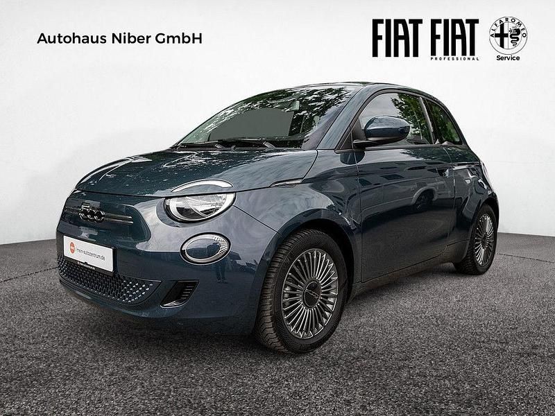 Grün Gebraucht 2022 Fiat 500e Icon | 16.299 € (Guter Preis) - Bild 1/4