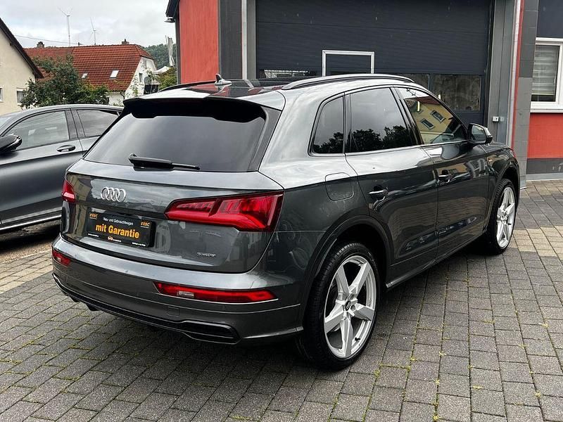 Gebraucht Audi Q5 S-Line 252 PS (185 kW) 2018 Daytonagrau SUV