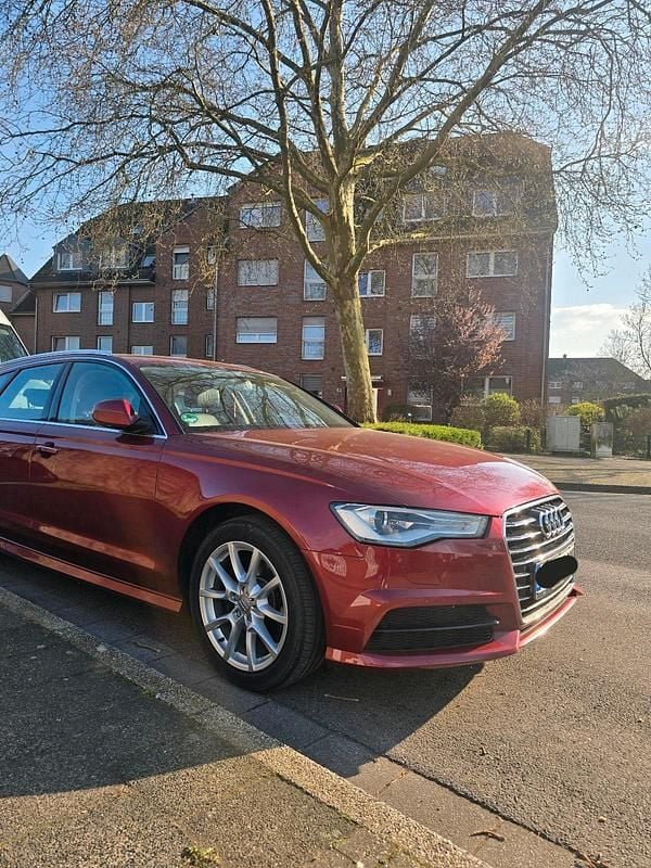Gebraucht Audi A6 190 PS (139 kW) 2017 Rot Kombi