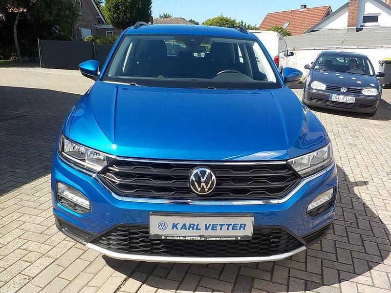 Blau Gebraucht 2021 VW T-Roc Style SUV | 19.900 € (Fairer Preis) - Bild 1/4
