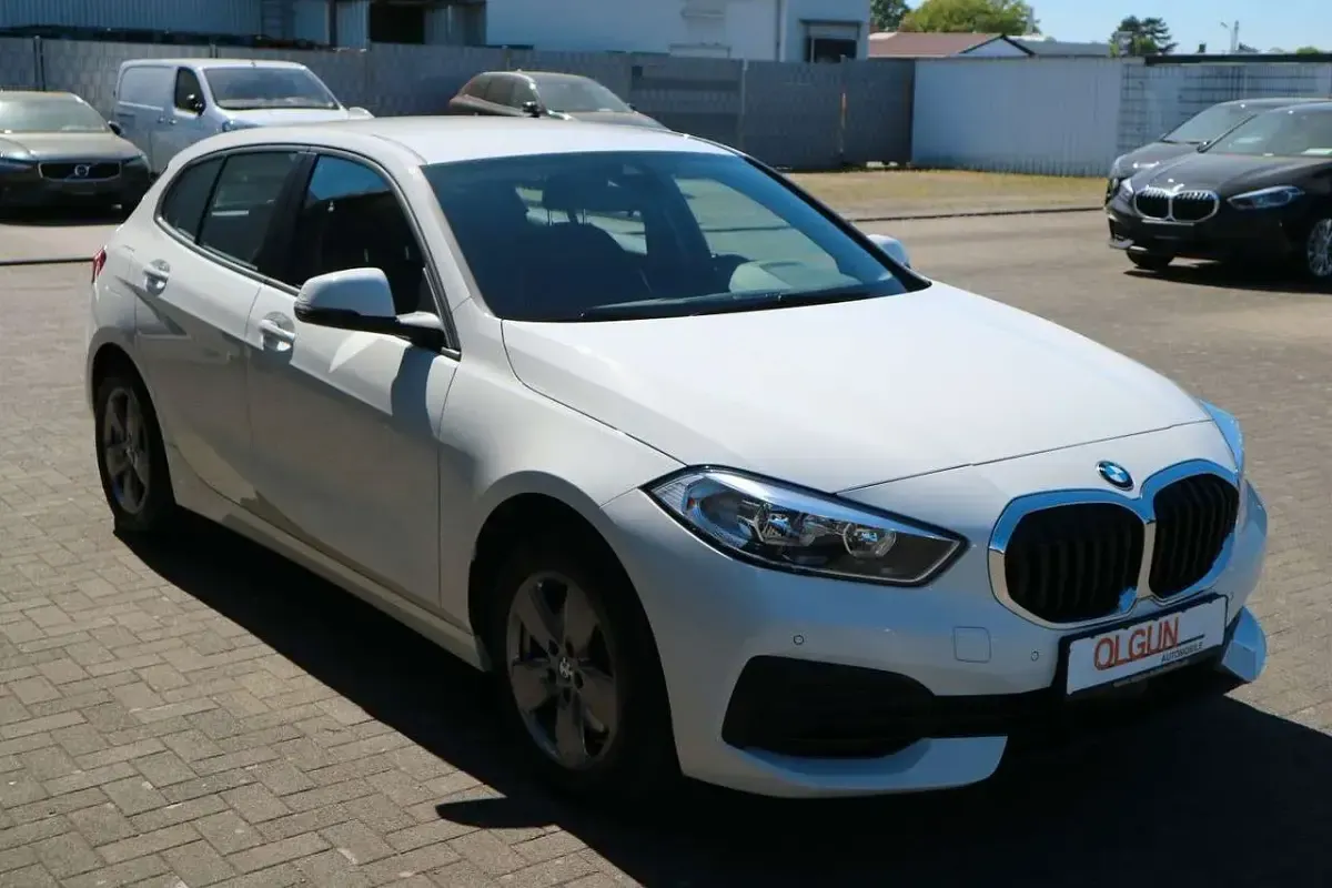 Gebraucht BMW 116 Performance 109 PS (80 kW) 2022 Alpinweiss iii Kleinwagen