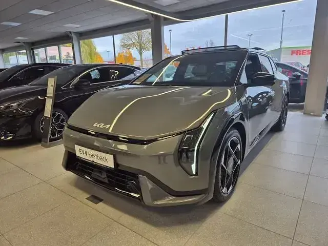 Gebraucht Kia EV4 GT-Line 150 kW (204 PS) 2025 Grau Kleinwagen