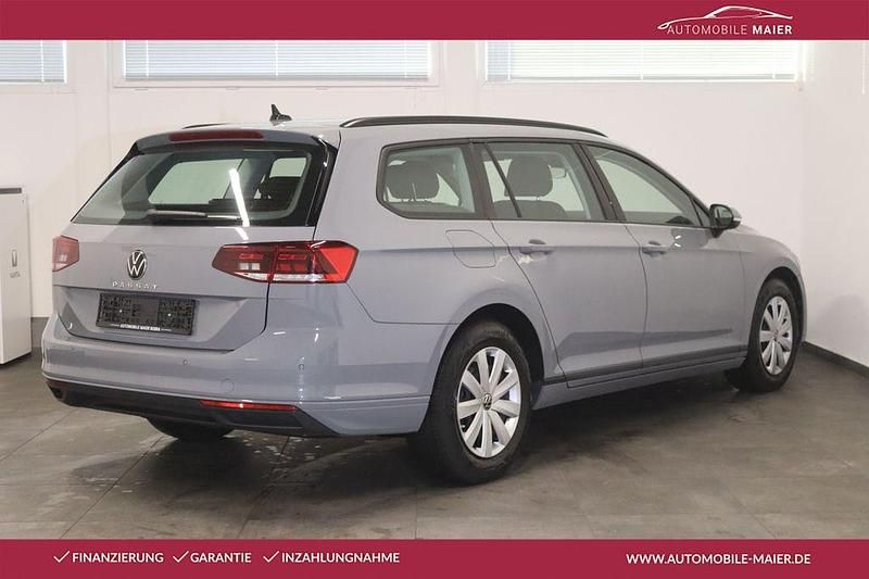 Second-hand VW Passat 150 CP (110 kW) 2024 Gri Break