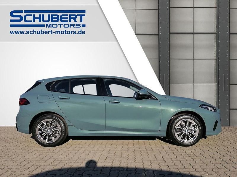 Używany BMW 116 122 KM (89 kW) 2026 Zielony Hatchback