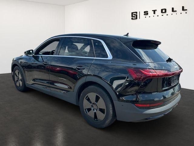 Gebraucht Audi e-tron Basis 230 kW (313 PS) 2021 SUV