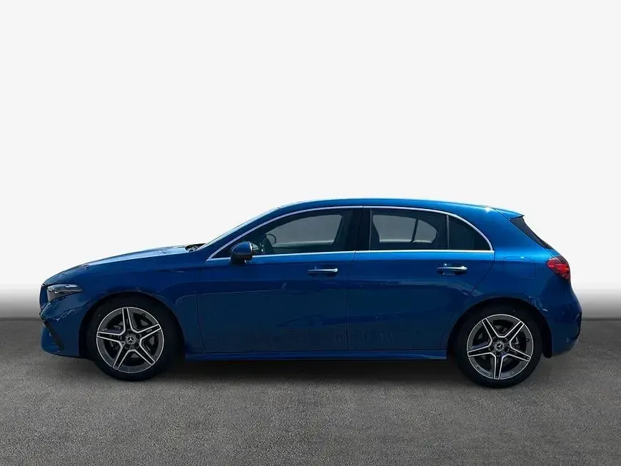 Gebraucht Mercedes A200 Advanced Plus 163 PS (119 kW) 2025 Blau Limousine