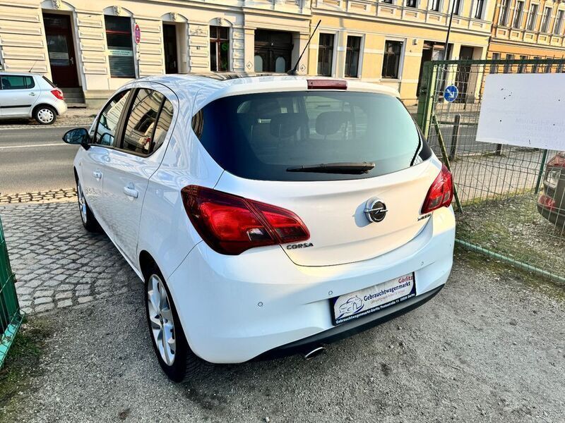 Gebraucht Opel Corsa Color Edition 116 PS (85 kW) 2016 Weiß Kleinwagen