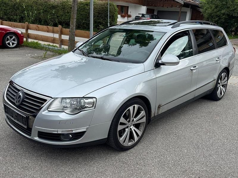 Silber Gebraucht 2006 VW Passat Individual Kombi | 1.390 € (Guter Preis) - Bild 1/4