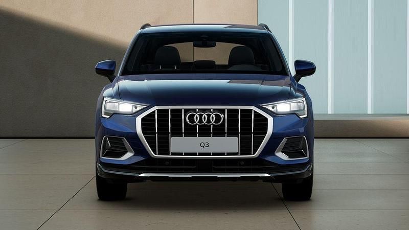 Gebraucht Audi Q3 Advanced 150 PS (110 kW) 2025 Blau SUV