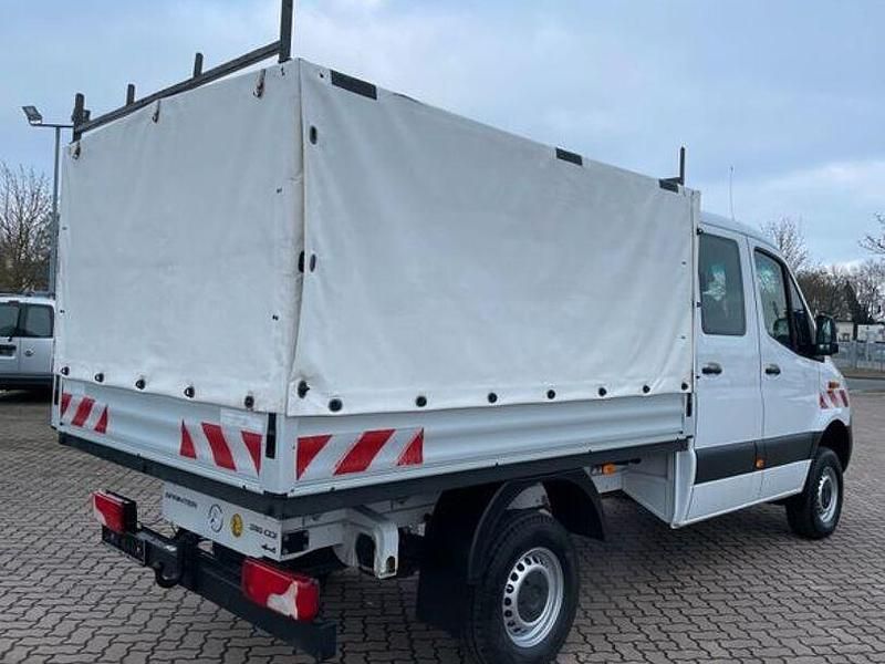 Gebraucht Mercedes Sprinter 163 PS (119 kW) 2021 Andere Van