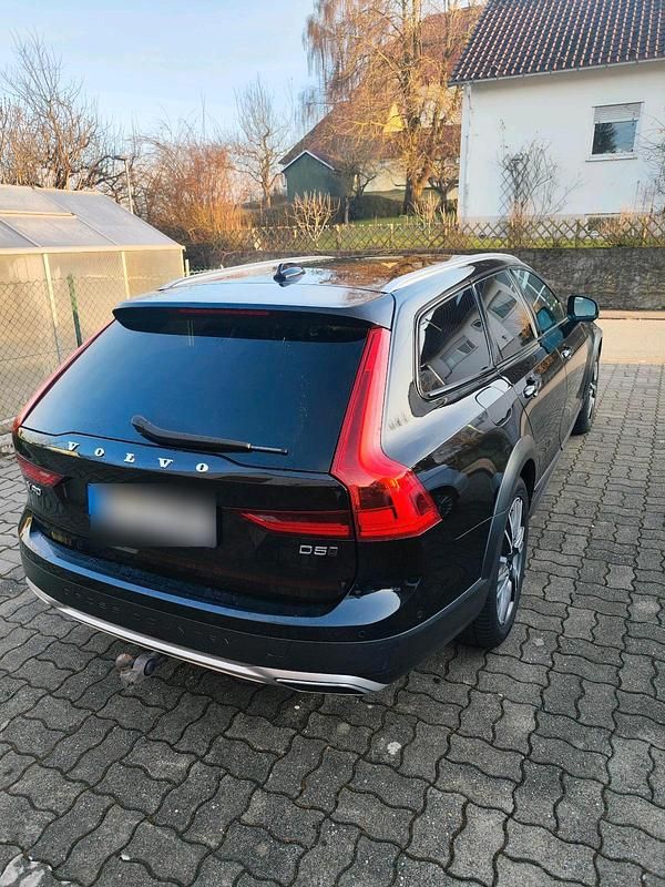 Gebraucht Volvo V90 CC 235 PS (172 kW) 2017 Schwarz Kombi
