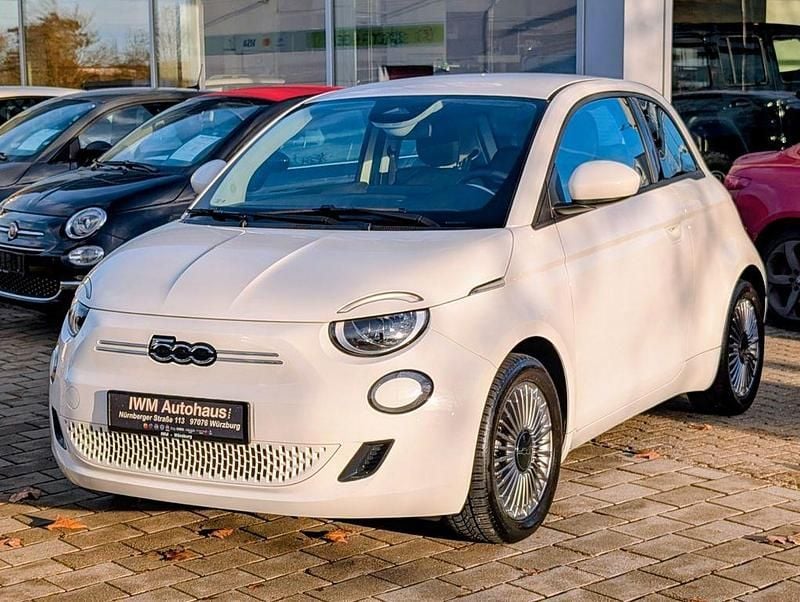 Gebraucht Fiat 500e 86 kW (118 PS) 2023 Weiß Kleinwagen