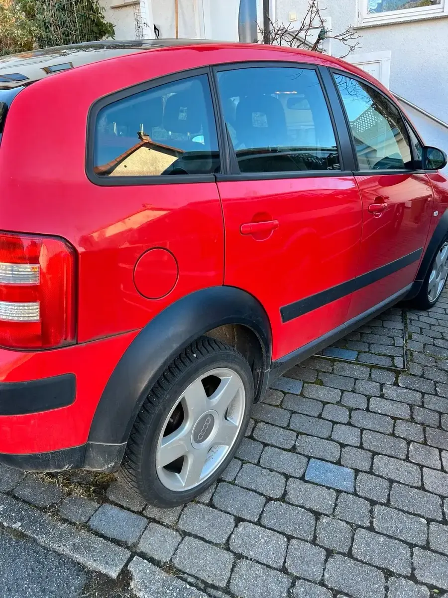 Gebraucht Audi A2 55 PS (40 kW) 2003 Rot Kleinwagen