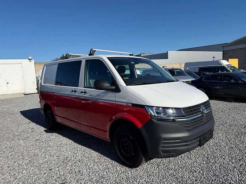 Gebraucht VW Transporter Comfortline 110 PS (80 kW) 2022 Candyweiß Van