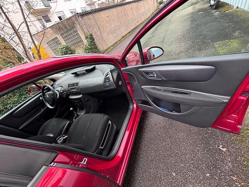 Gebraucht Citroën C4 Tendance 120 PS (88 kW) 2009 Rot Limousine