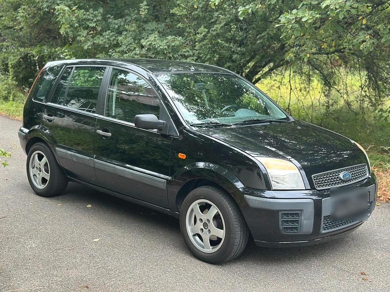 Schwarz Gebraucht 2005 Ford Fusion Kleinwagen | 1.000 € (Superpreis) - Bild 1/4