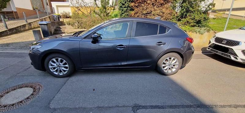 Gebraucht Mazda 3 Center-Line 120 PS (88 kW) 2014 Grau Limousine