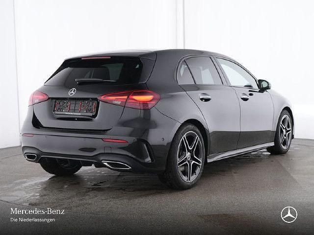 Kosmosschwarz Gebraucht 2024 Mercedes A250 AMG Limousine | 36.490 € (Fairer Preis) - Bild 1/4