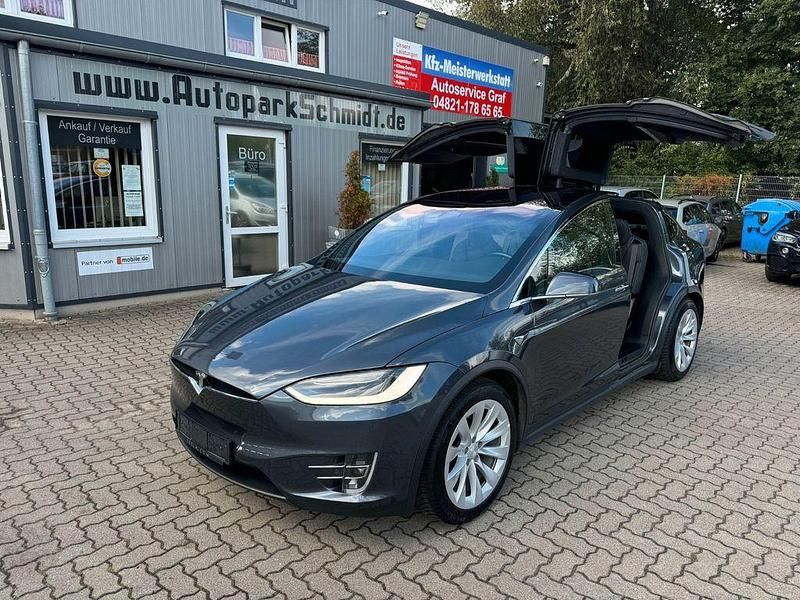 Grau Gebraucht 2018 Tesla Model X SUV | 28.999 € (Etwas zu teuer) - Bild 1/4