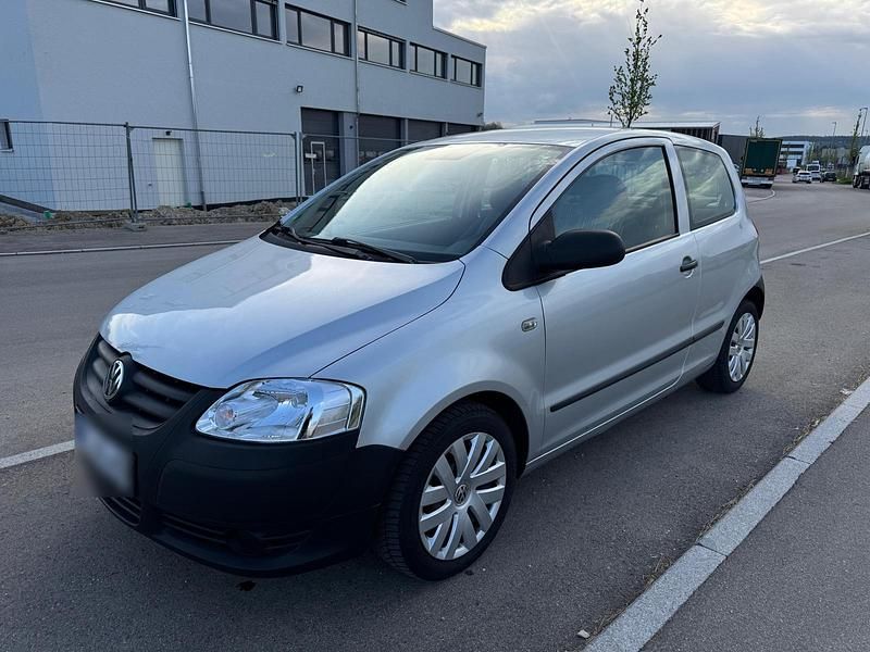 Gebraucht VW Fox 55 PS (40 kW) 2006 Silber Kleinwagen