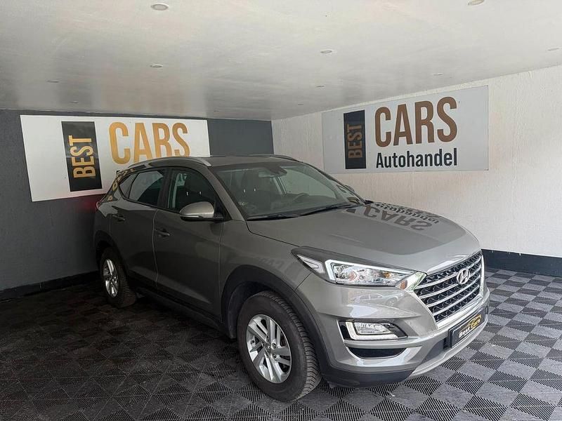 Grau Gebraucht 2020 Hyundai Tucson SUV | 17.200 € (Guter Preis) - Bild 1/4