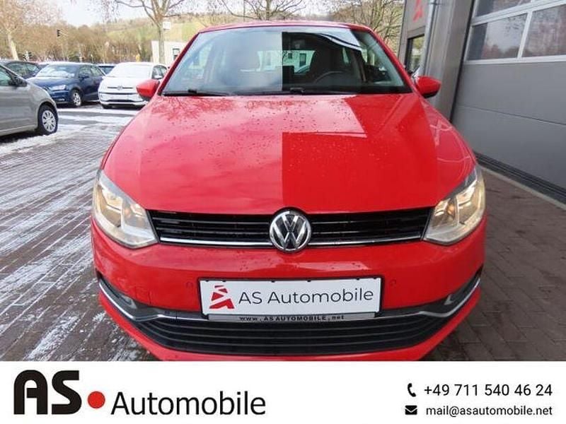 Gebraucht VW Polo Sound 60 PS (44 kW) 2017 Flashrot Kleinwagen
