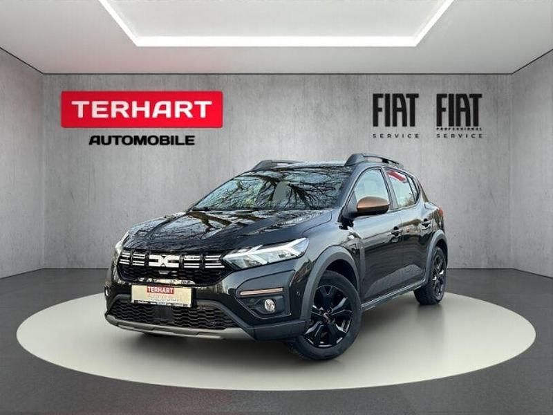 Schwarz Gebraucht 2024 Dacia Sandero Extreme SUV | 16.987 € (Fairer Preis) - Bild 1/4