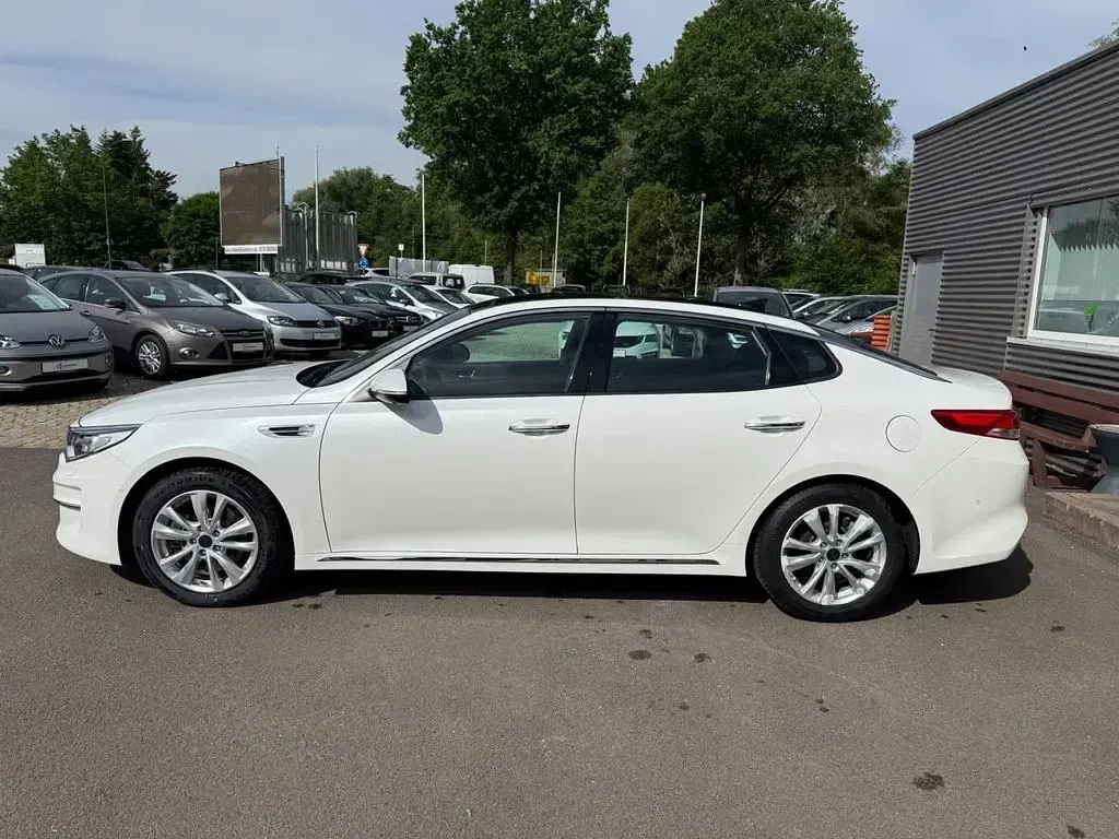 Gebraucht Kia Optima Spirit 141 PS (103 kW) 2017 Weiß Limousine