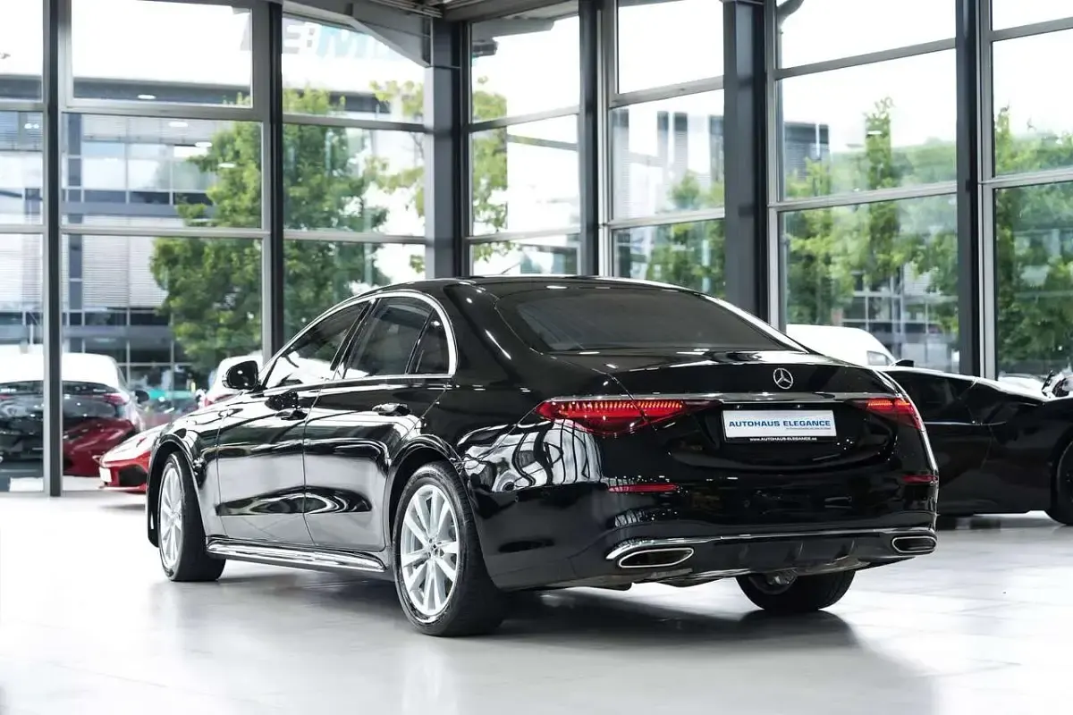 Gebraucht Mercedes S500 AMG line 435 PS (319 kW) 2022 Obsidianschwarz  metalliclack Limousine