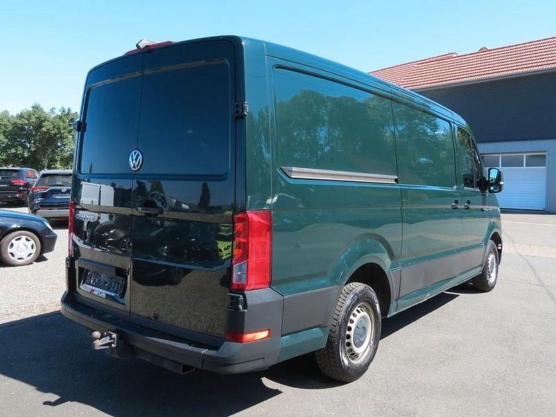 Gebraucht VW Crafter 140 PS (102 kW) 2021 Grün Van