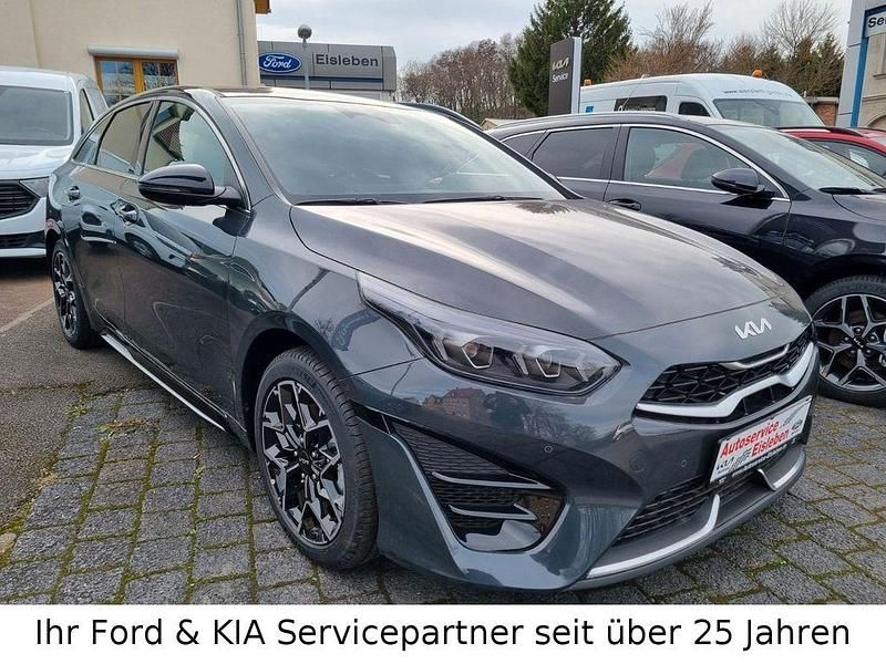 Neu Kia ProCeed GT-Line 140 PS (102 kW) 2025 Grau Kombi