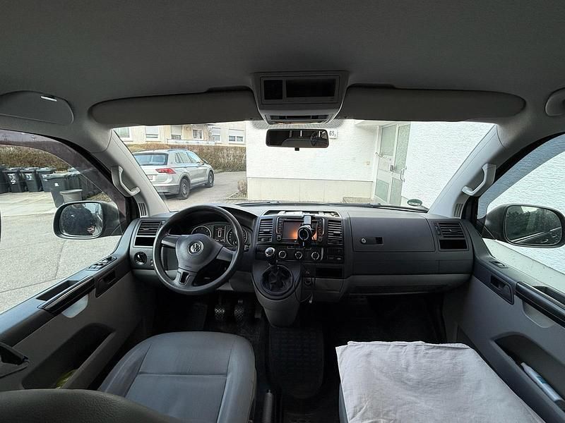 Gebraucht VW Transporter 140 PS (102 kW) 2014 Grau Van