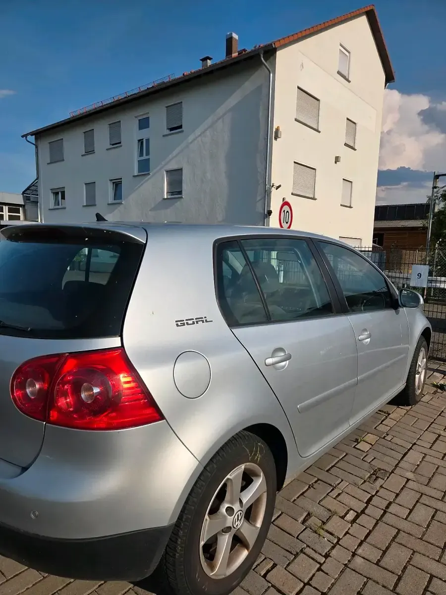 Gebraucht VW Golf V Goal 80 PS (58 kW) 2006 Silber Kleinwagen
