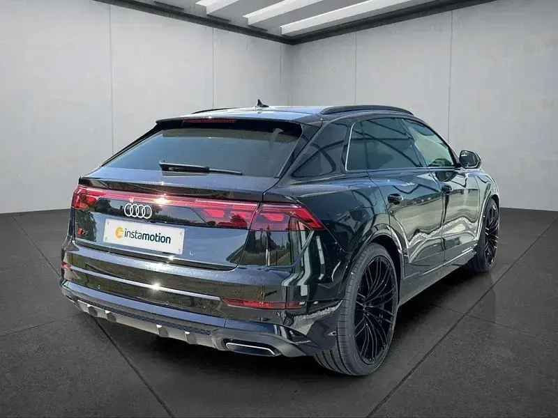 Gebraucht Audi Q8 286 PS (210 kW) 2024 Schwarz SUV