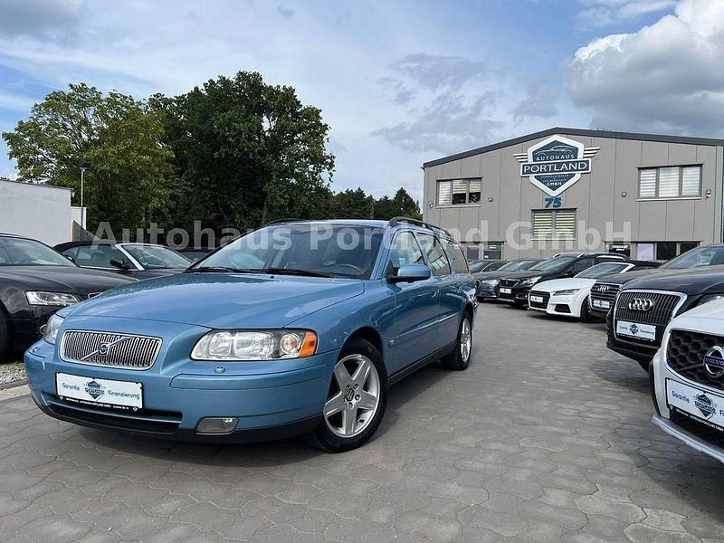 Blau Gebraucht 2005 Volvo V70 Kinetic Kombi | 6.999 € - Bild 1/4