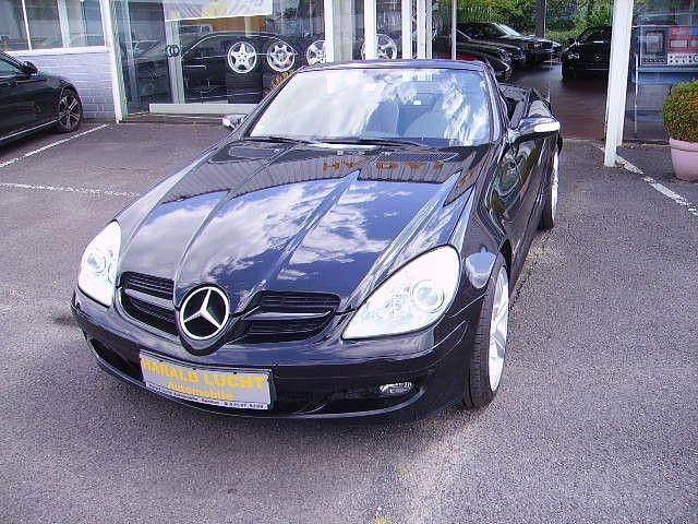 Gebraucht Mercedes SLK200 163 PS (119 kW) 2004 Schwarz Cabrio