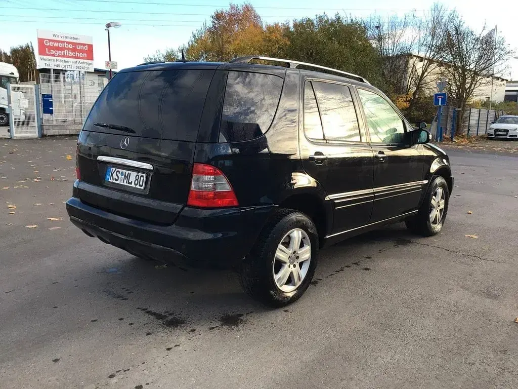 Gebraucht Mercedes ML270 Edition 163 PS (119 kW) 2004 Schwarz SUV