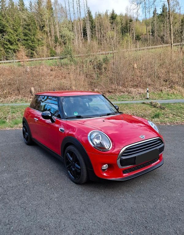 Usado Mini ONE 102 HP (75 kW) 2018 Vermelho Citadino
